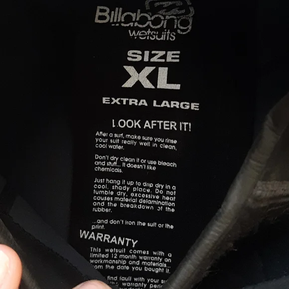 Wetsuit - Picture 3 of 3